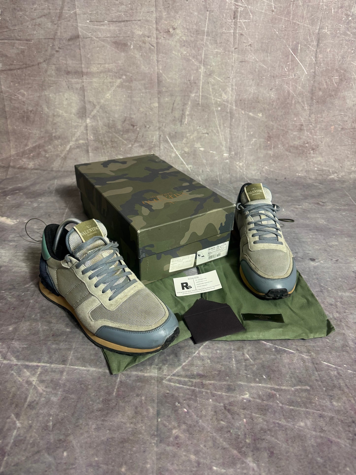 Valentino Garavani Rockrunner Trainers Grey/Blue UK 9