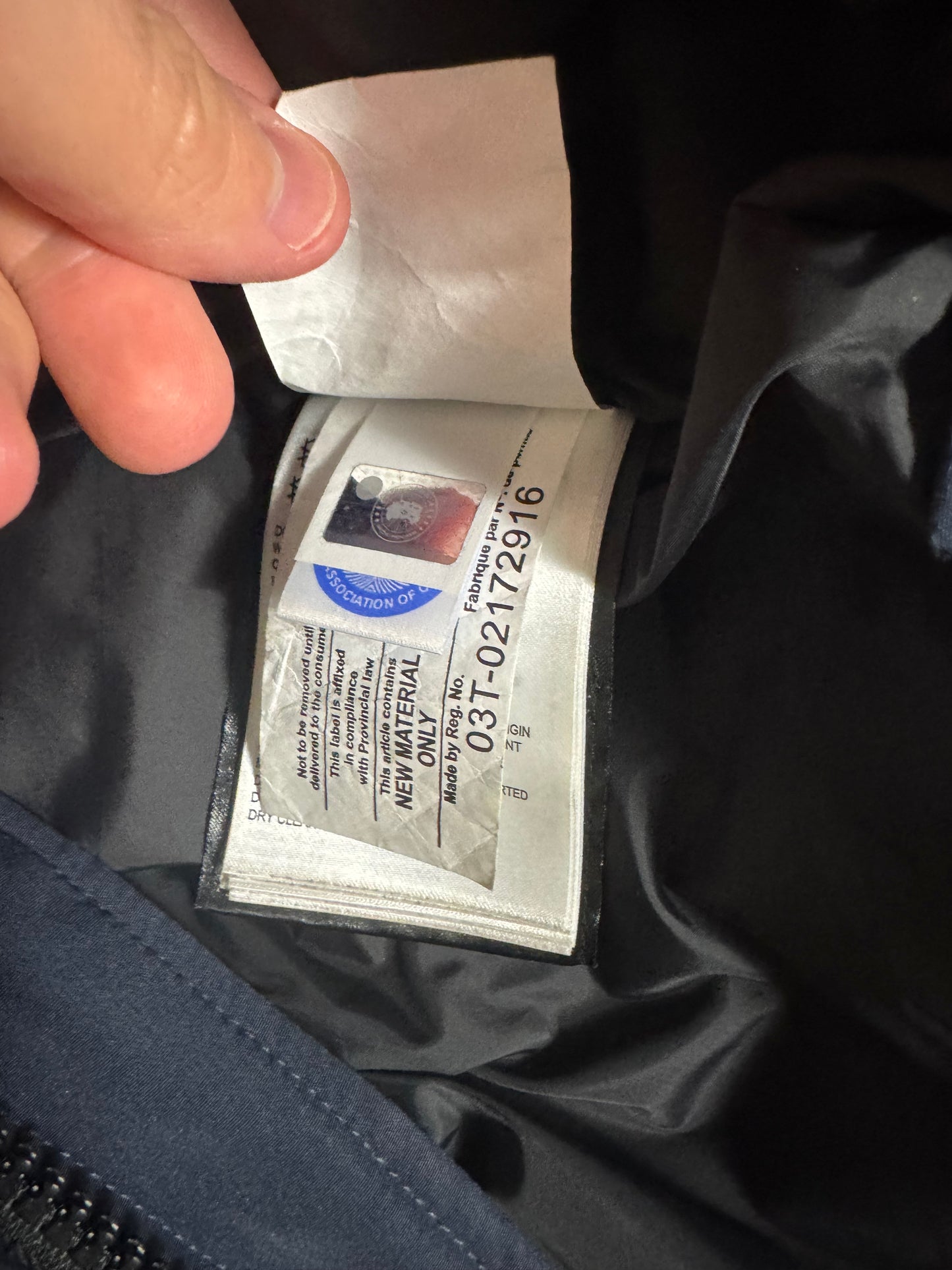 Canada Goose MacMillan Navy Blue Small