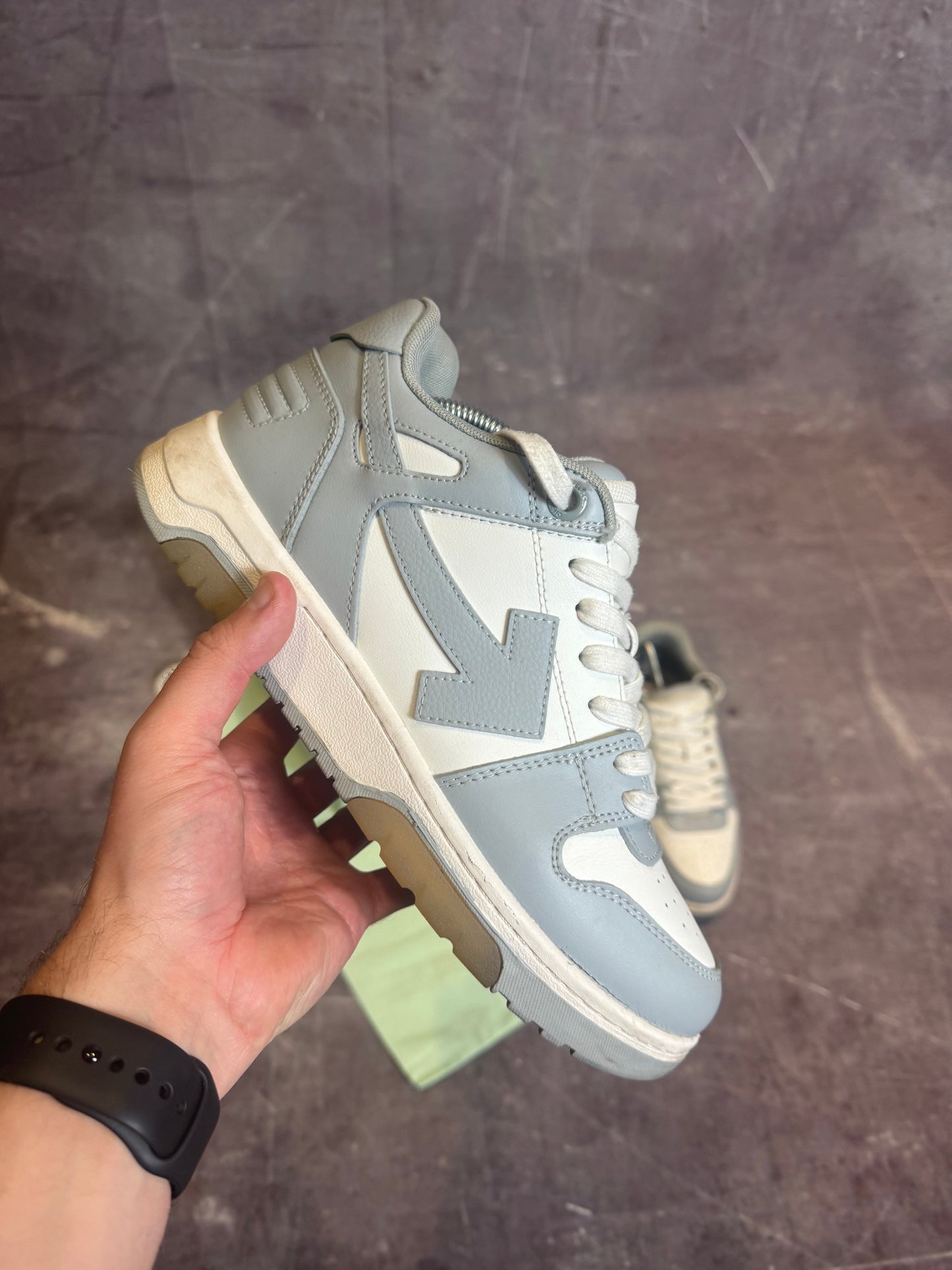 Off White Out of Office Grey UK 7