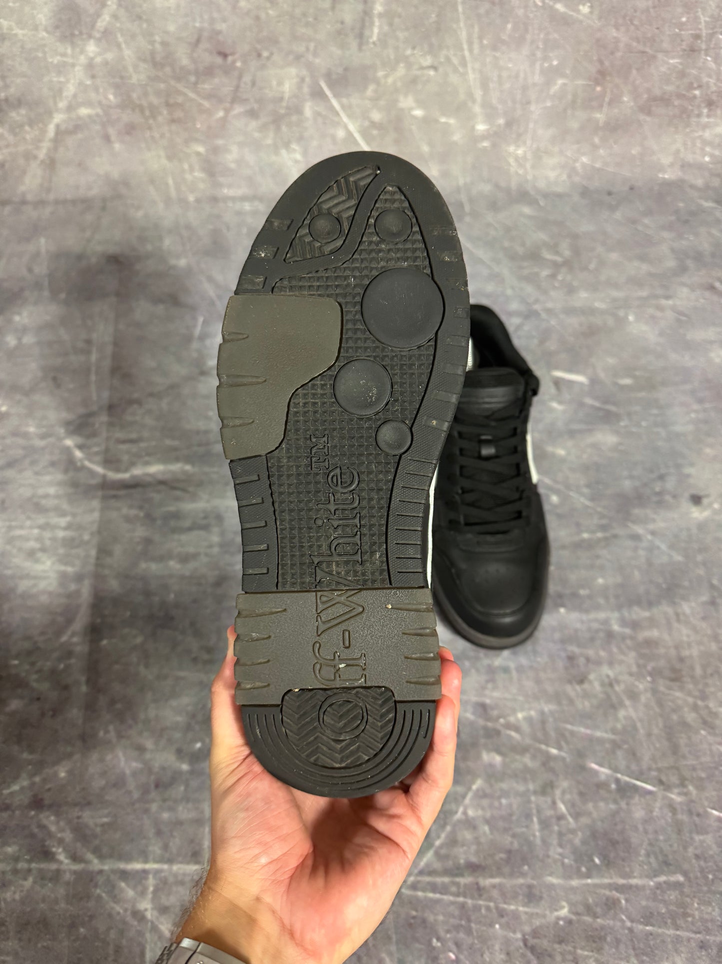 Off White Out of Office Trainers Black UK 8