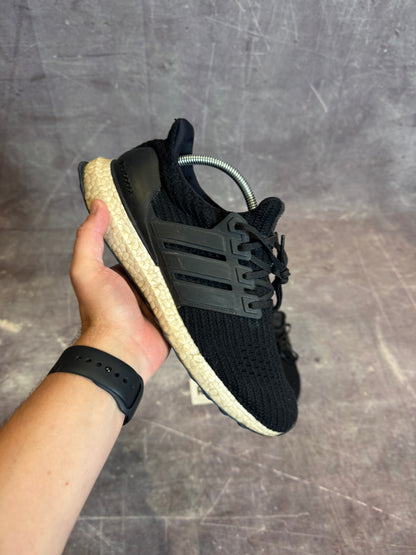 Adidas Ultra Boost Black/White UK 8