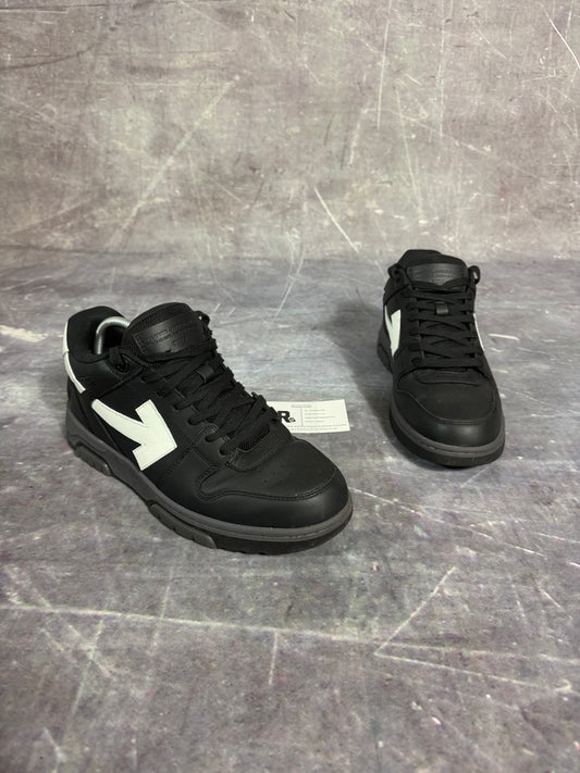 Off White Out of Office Trainers Black UK 8