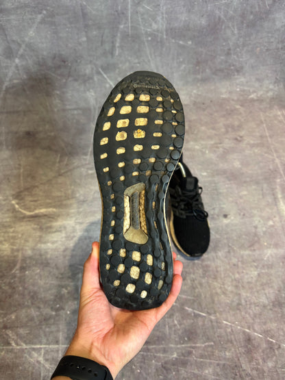 Adidas Ultra Boost Black/White UK 8