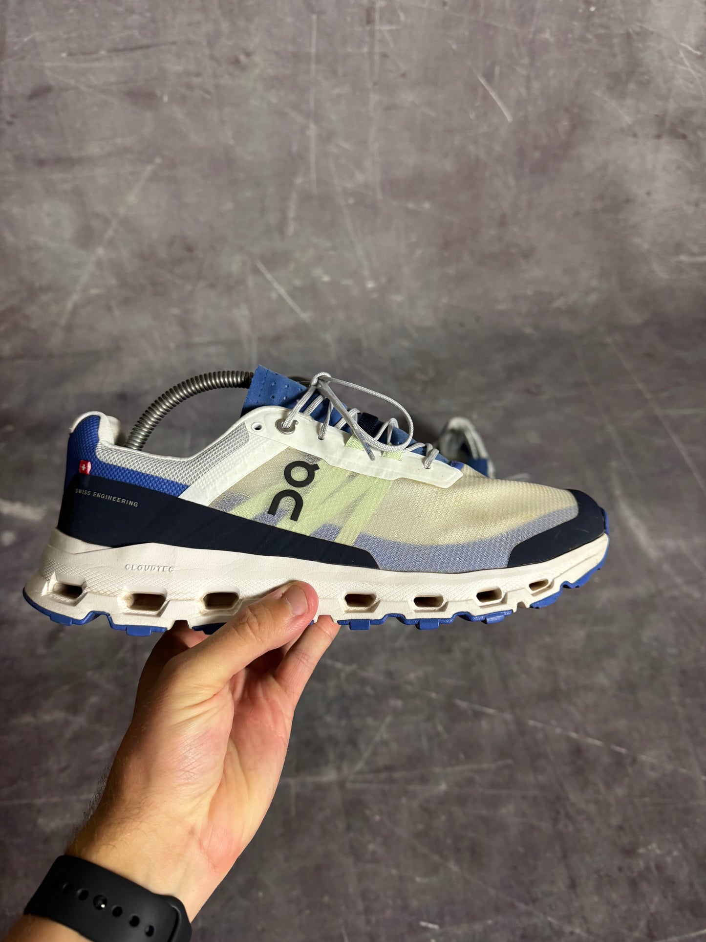 On Cloud Runners Blue/White UK 8