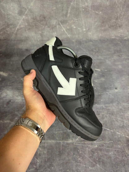 Off White Out of Office Trainers Black UK 8