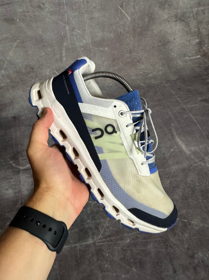 On Cloud Runners Blue/White UK 8