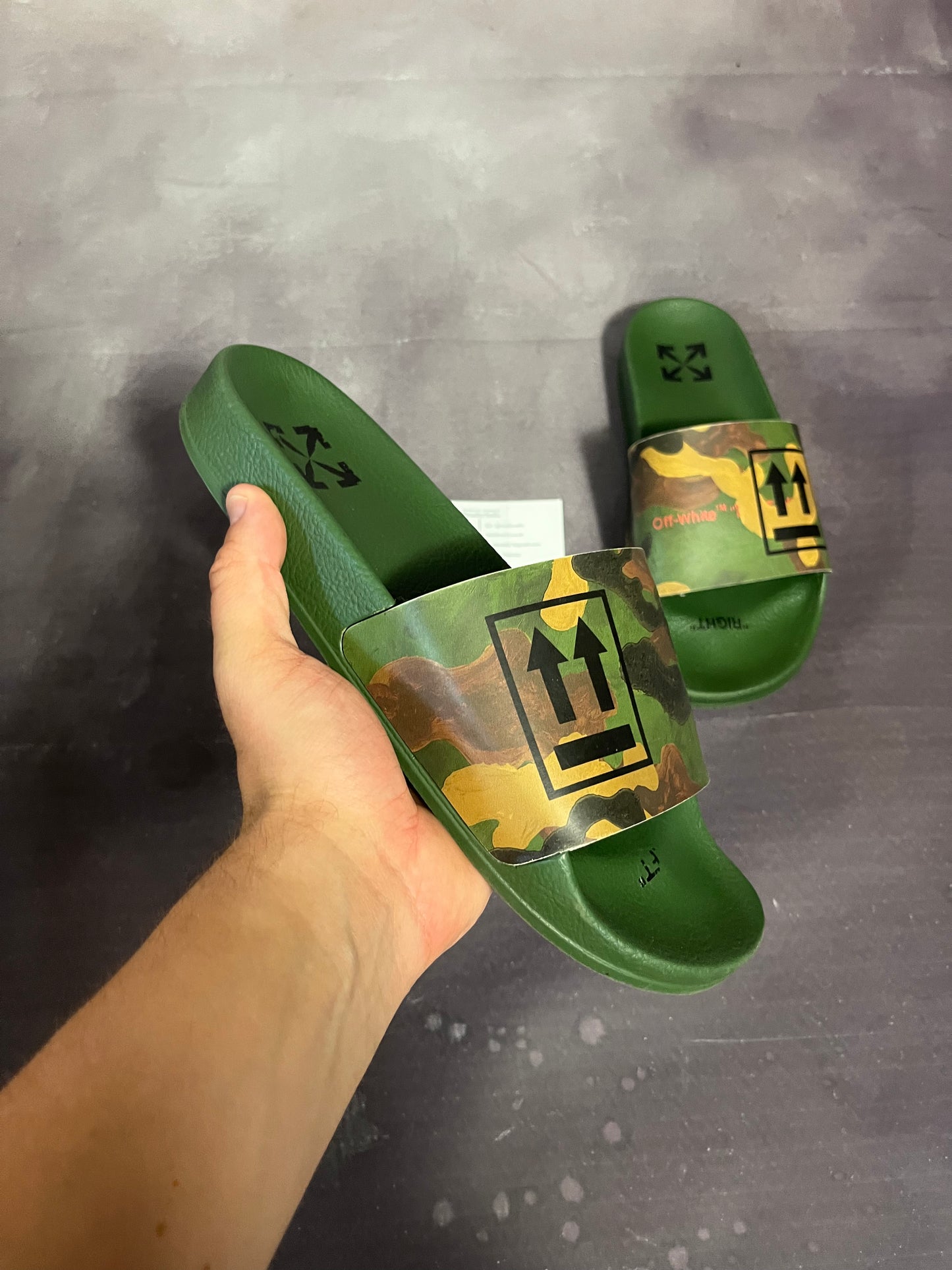 Off-White Sliders Green EU 40